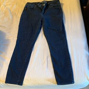 Universal thread high-rise skinny jeans. Size 12 women’s. Dark blue.